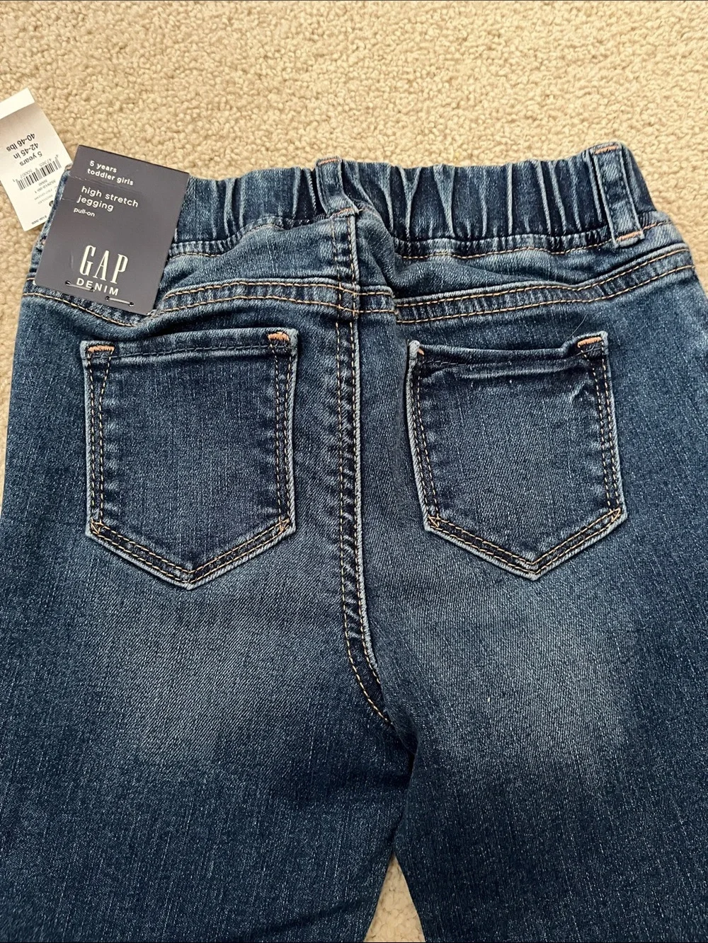 BabyGap Dark Blue toddler Pull-On Straight Jeggings. Size 5.